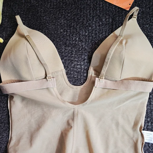 FeelinGirl Shapewear for Women With Tummy Control Built In Bra With U Plunge NWT - Picture 5 of 12